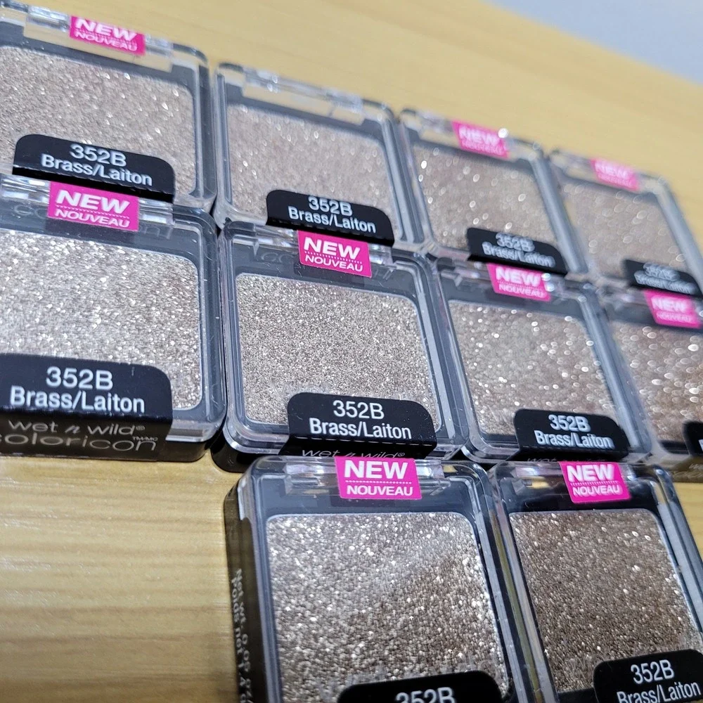Wet n Wild Color Icon Eyeshadow 352B Brass/Laiton (10 ct)